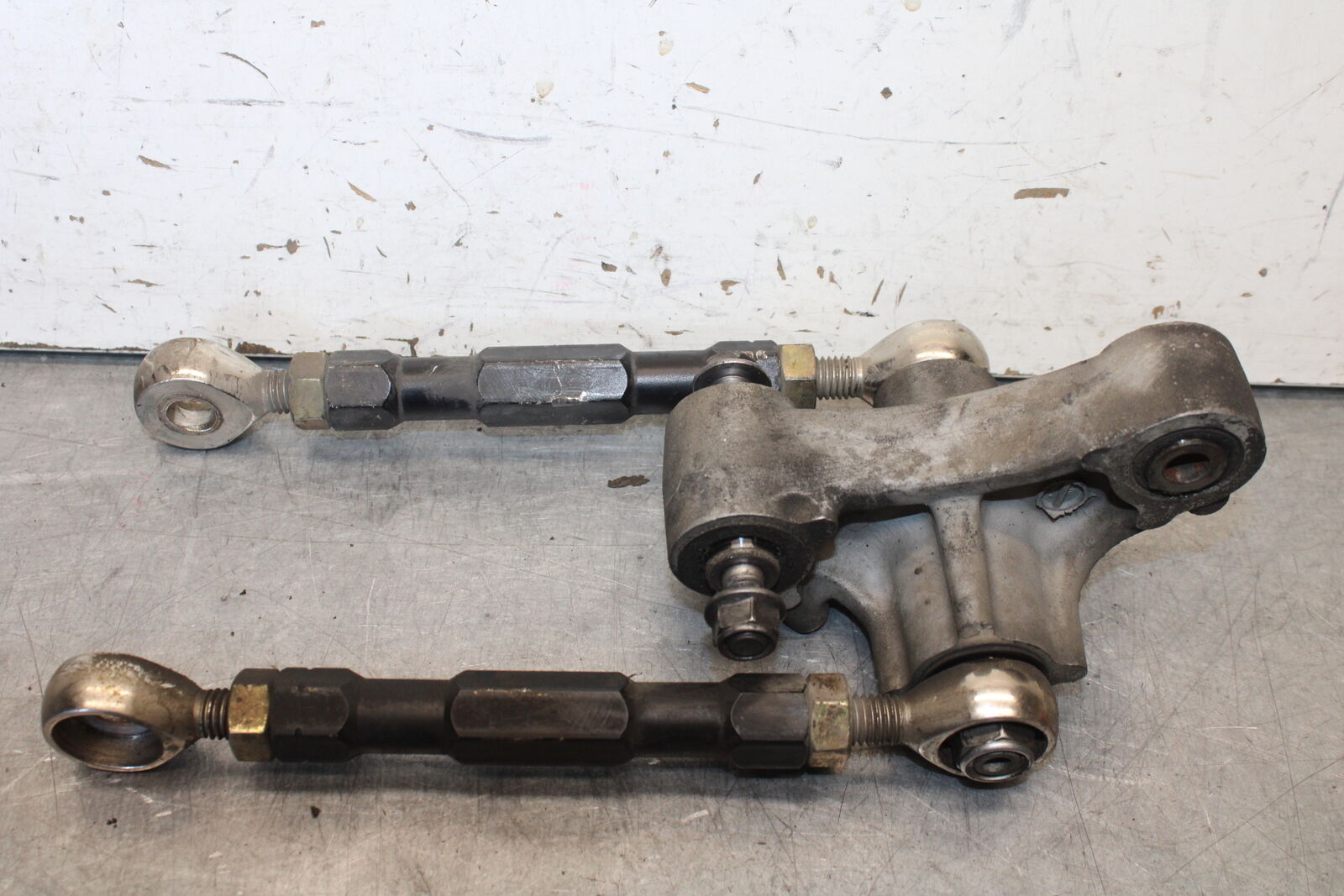 09-12 KAWASAKI NINJA ZX6R AFTER MARKET REAR DOGBONE SHOCK LINKAGE LINK BB656