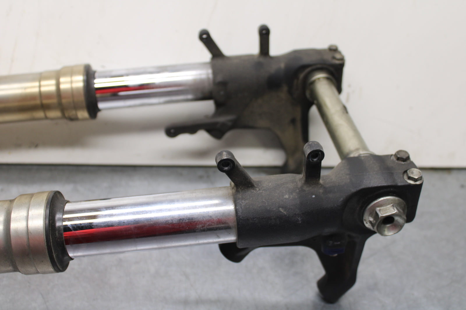 08-10 SUZUKI GSXR 600 COMPLETE FRONT END FORKS SUSPENSION TRIPLE TREE  BB753