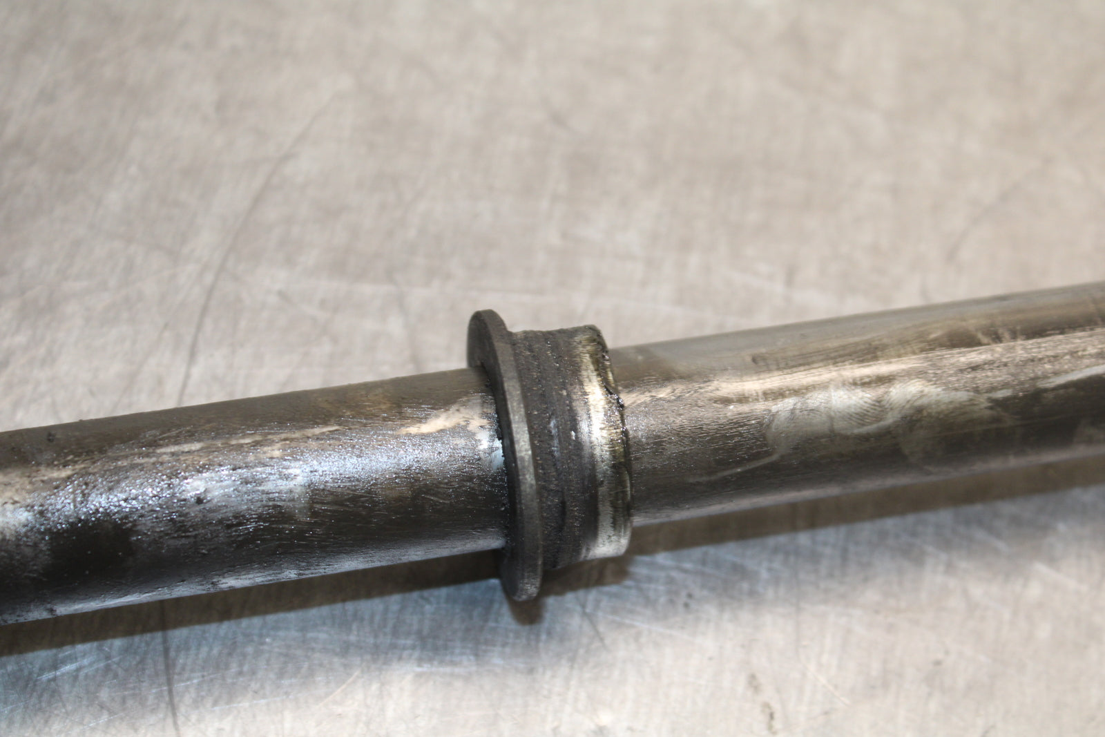 00-02 KAWASAKI NINJA ZX6R REAR AXLE BACK WHEEL RIM PIVOT BOLT AXEL BB750