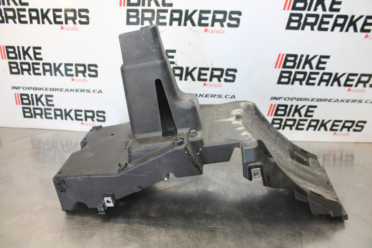 24-25 KAWASAKI ELIMINATOR 450 BATTERY TRAY BOX HOLDER BB869