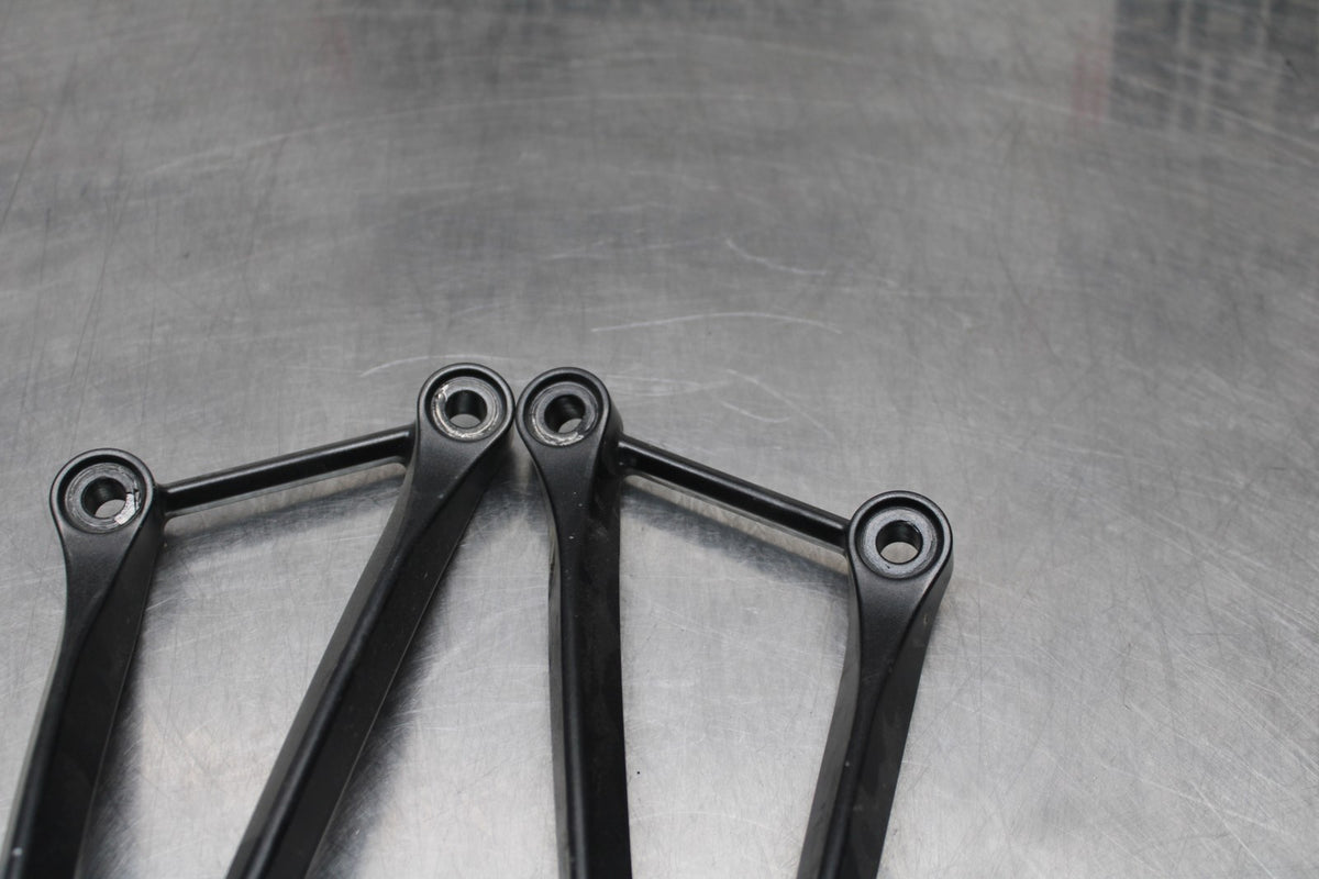 08 KAWASAKI NINJA ZX10R REAR BACK PASSENGER PEG SET PAIR BB201