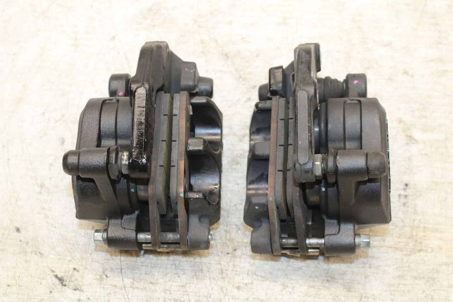 17-20 KAWASAKI NINJA 650 RIGHT LEFT FRONT BRAKE CALIPER SET PAIR CALIPERS BB364