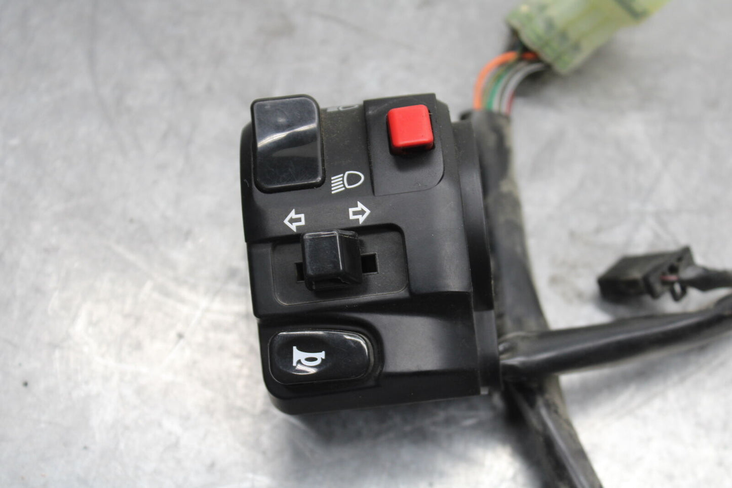 18-24 KAWASAKI NINJA 650 LEFT CLIP ON HANDLE HORN SIGNALS SWITCH SWITCHES BB725