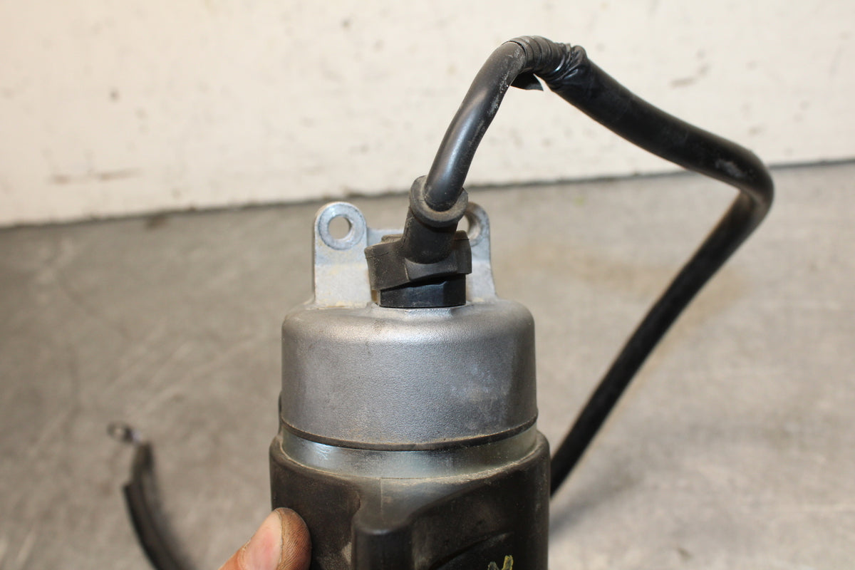 22-24 YAMAHA XSR900 ENGINE STARTING STARTER MOTOR -DC 12V BB683