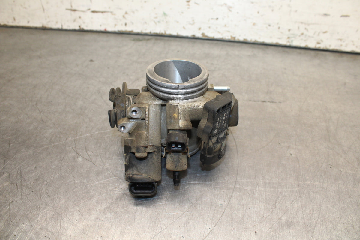 13-16 KTM 390 DUKE MAIN FUEL INJECTORS / THROTTLE BODIES BB748