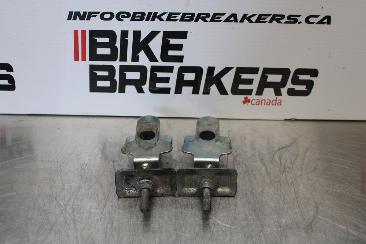 04-09 SUZUKI GS500F SWINGARM CHAIN TENSIONER ADJUSTMENT BRACKETS  BB165