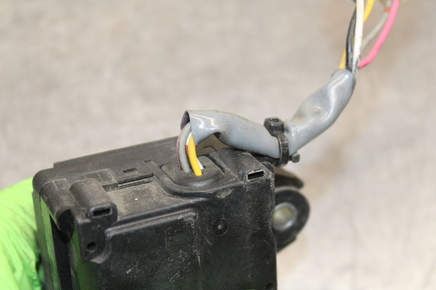 12-13 KAWASAKI Z1000 EXHAUST VALVE SERVO MOTOR BB743