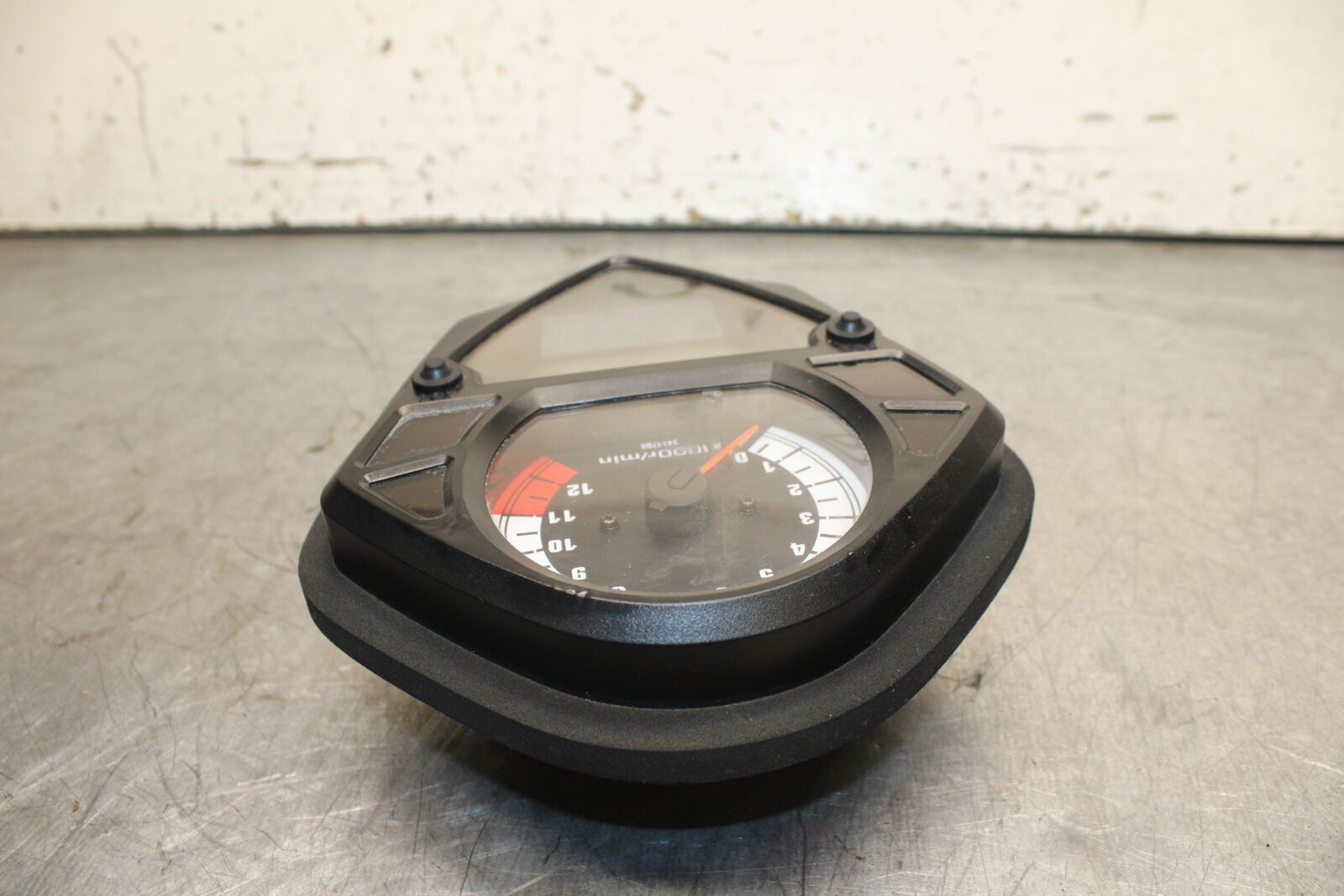 03-06 SUZUKI SV650 SPEEDO TACH GAUGES CLUSTER SPEEDOMETER TACHOMETER BB392