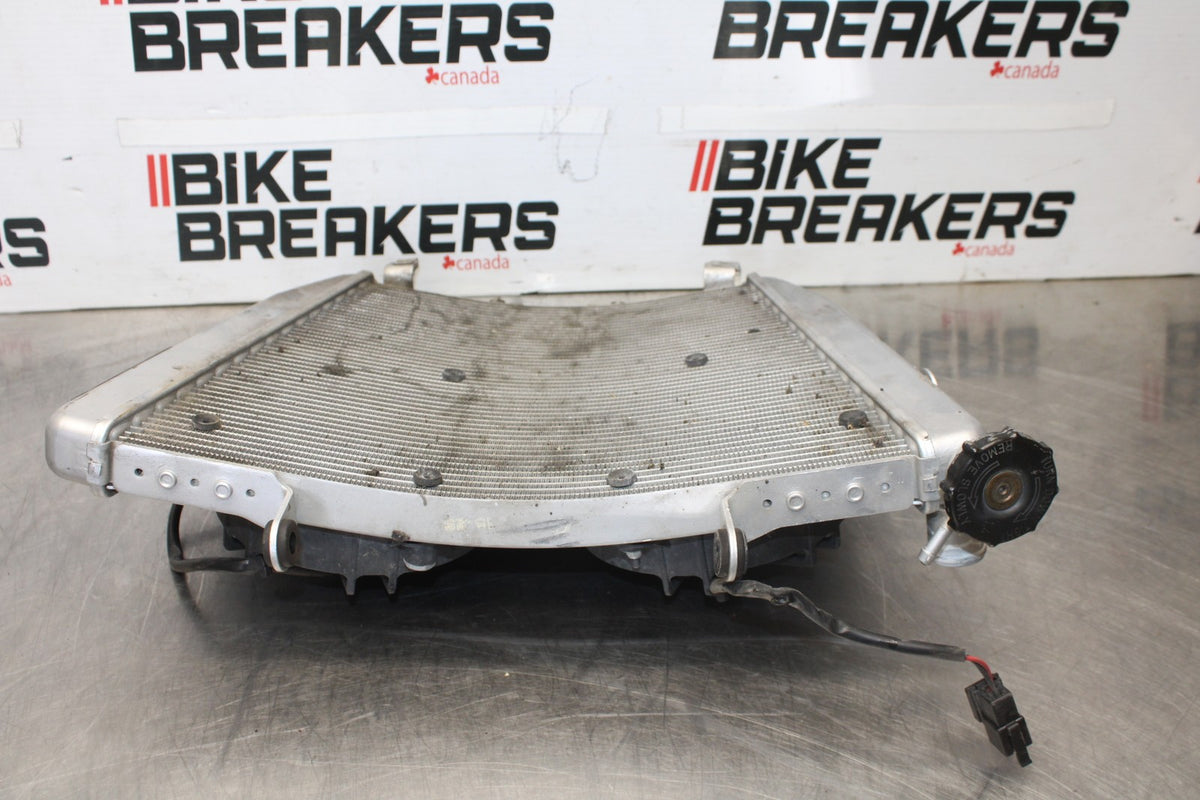 16 APRILIA TUONO V4 1100 ENGINE RADIATOR MOTOR COOLER COOLING RADIATER BB905