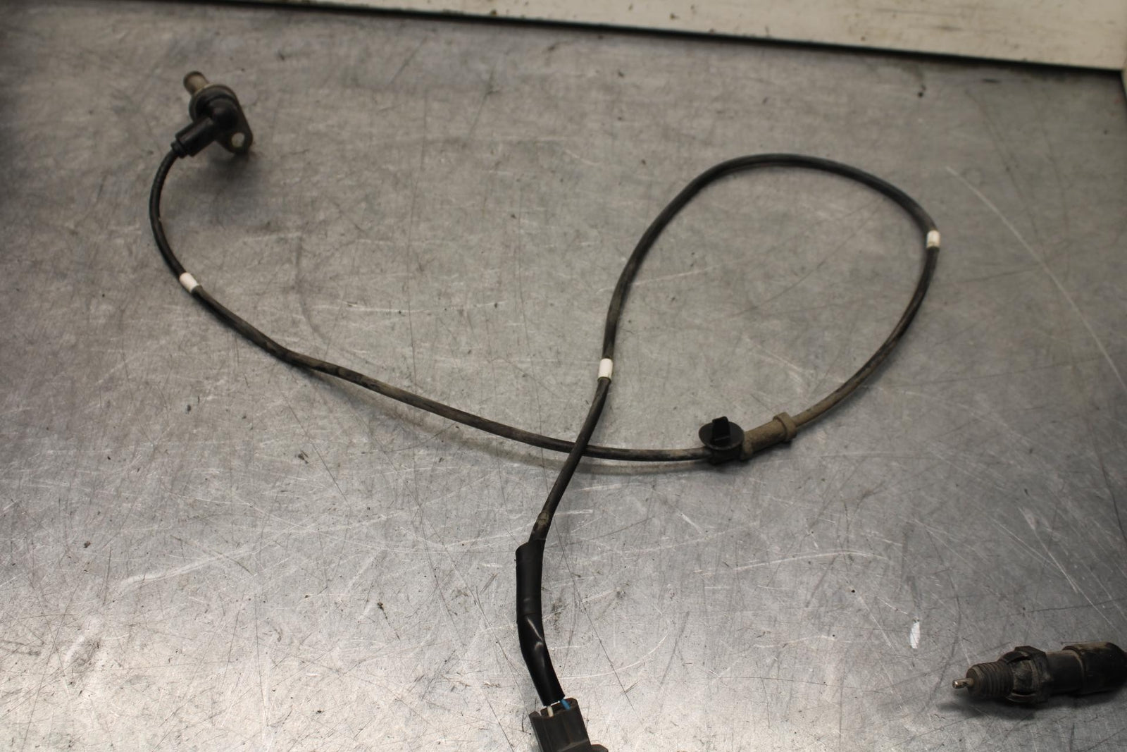 15-16 KAWASAKI EX300 REAR ABS BRAKE SENSOR BB635