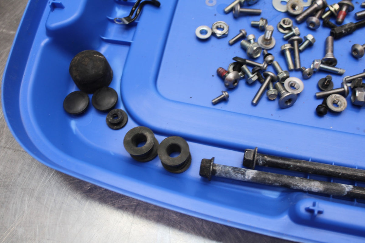 23 KAWASAKI NINJA 650 EX650 MOUNTING BOLTS HARDWARE SCREWS BB920