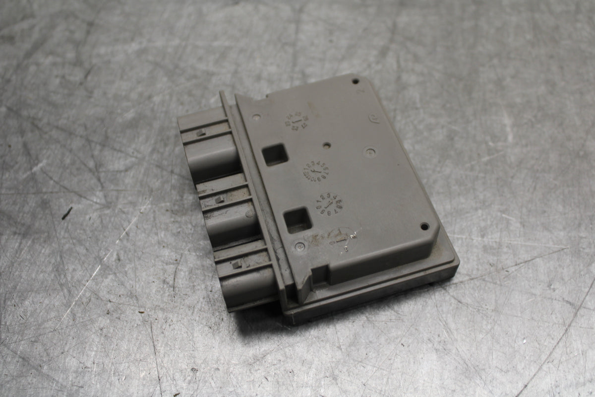24-25 KAWASAKI NINJA ZX6R RELAY ASSEMBLY FUSE BOX BB726