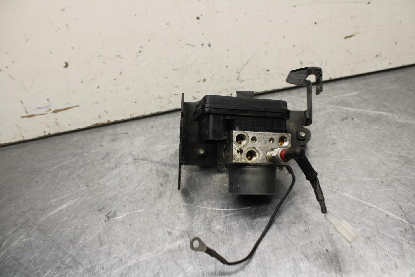 16-18 KTM 690 DUKE ABS PUMP UNIT MODULE BB631
