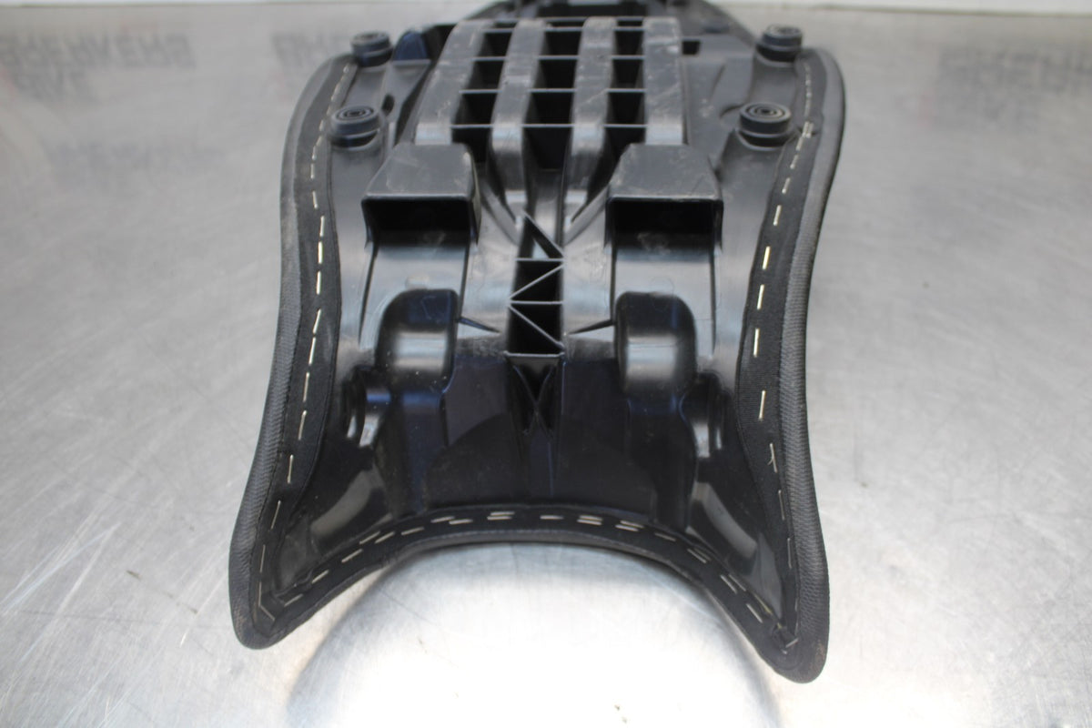 20-23 BMW F900R FRONT REAR SEAT SADDLE BB923