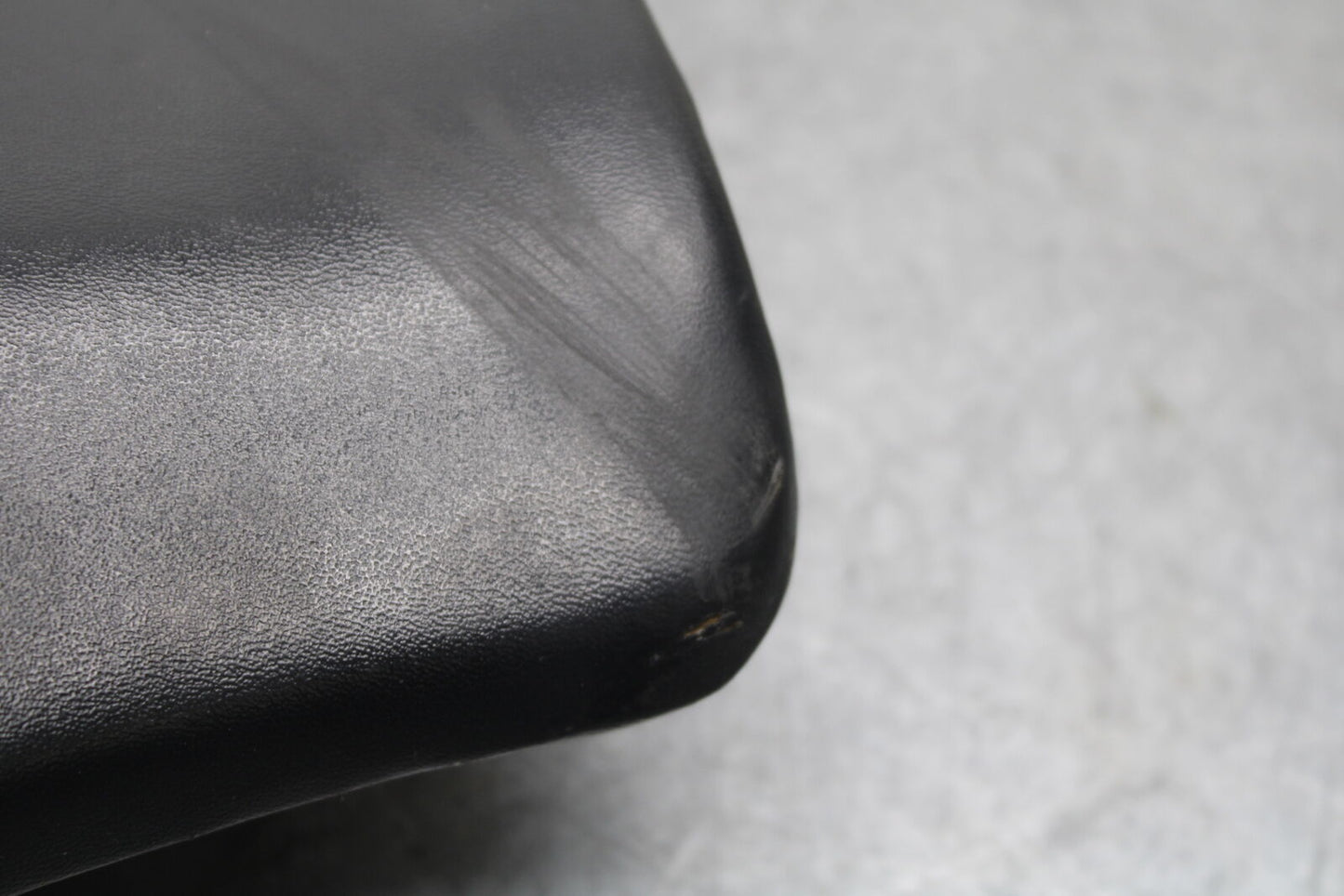 07-12 HONDA CBR600RR FRONT DRIVERS SEAT PAD SADDLE PILLION 77100-MFJ-D01 BB672