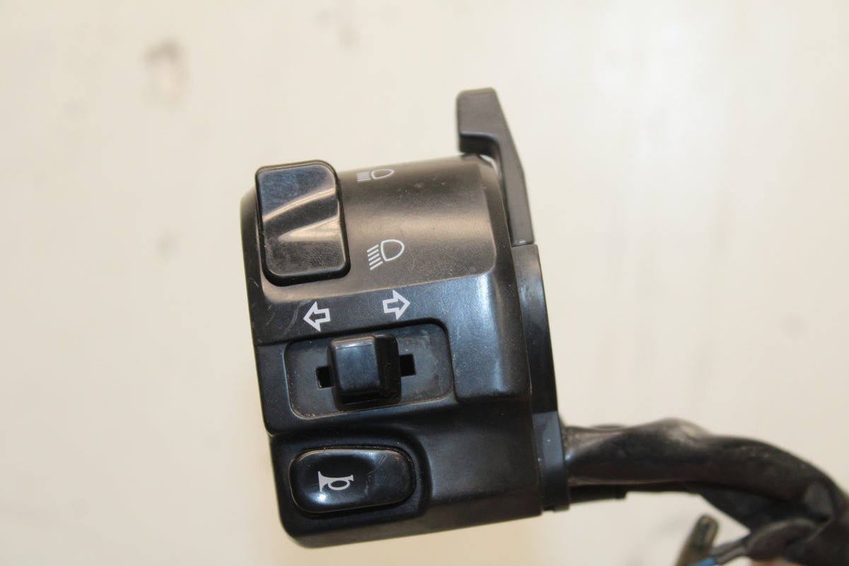00-01 YAMAHA YZF R1 LEFT CLIP ON HANDLE HORN SIGNALS SWITCH SWITCHES BB755