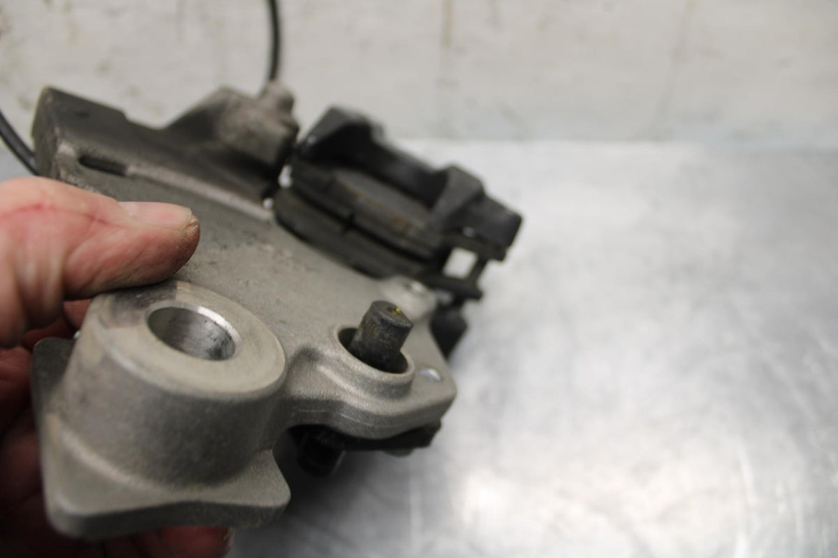 17-23 SUZUKI GSXR 250 GSX250RL8 REAR BACK BRAKE CALIPER W MOUNT BRACKET BB490