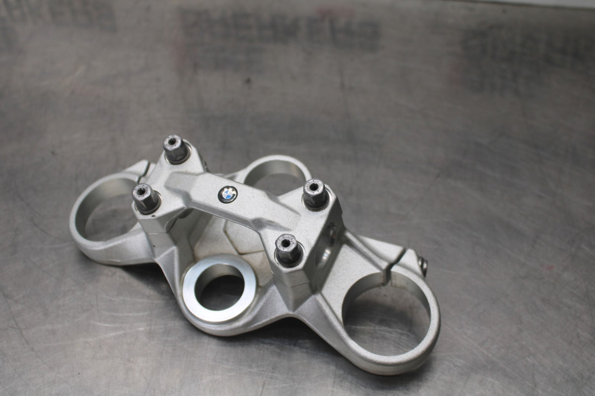 20-23 BMW F900R FORKS UPPER TRIPLE TREE CLAMP BB923