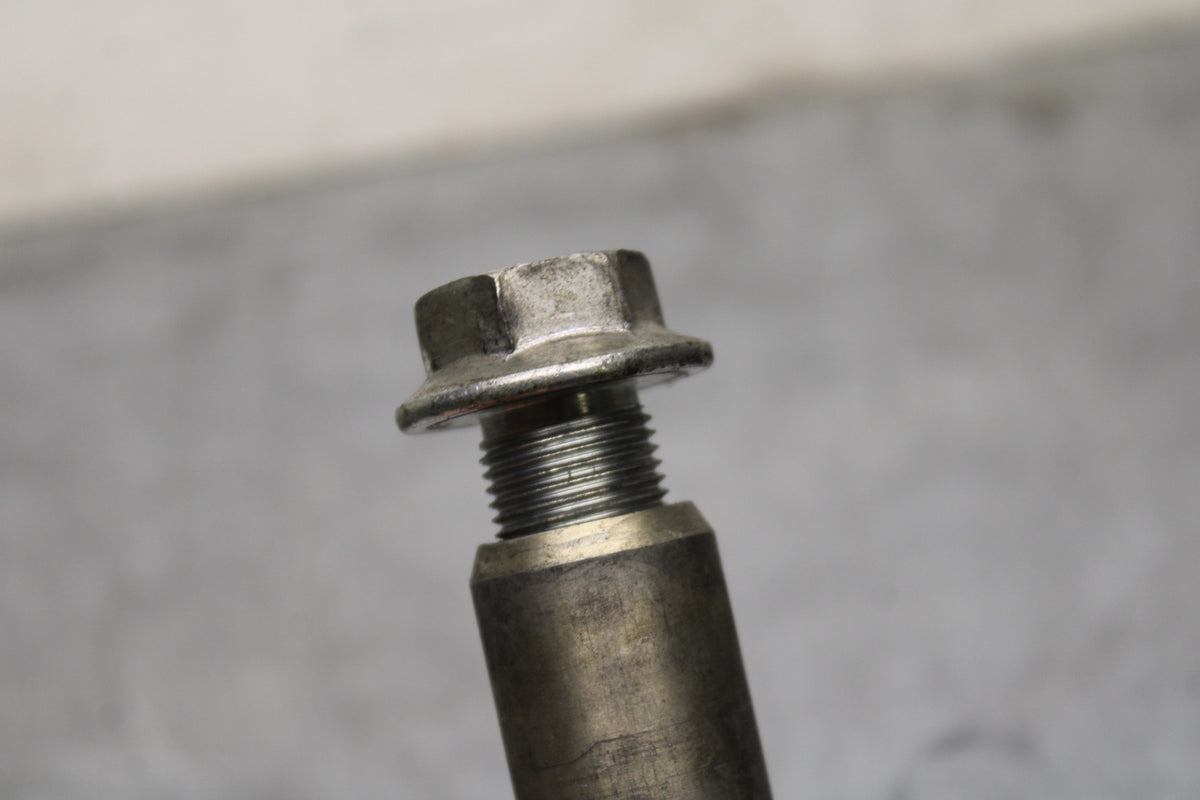 08-10 SUZUKI GSXR750 FRONT WHEEL RIM AXLE PIVOT BOLT BB127