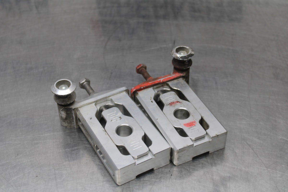 13-15 HONDA CBR500R SWINGARM CHAIN TENSIONER ADJUSTMENT BRACKETS  BB834