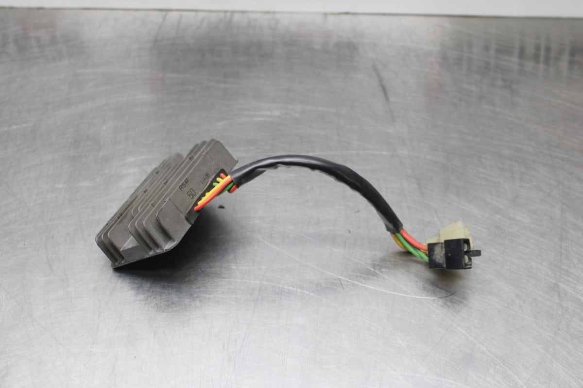 02 DUCATI MONSTER 620 RECTIFIER VOLTAGE REGULATOR BB851