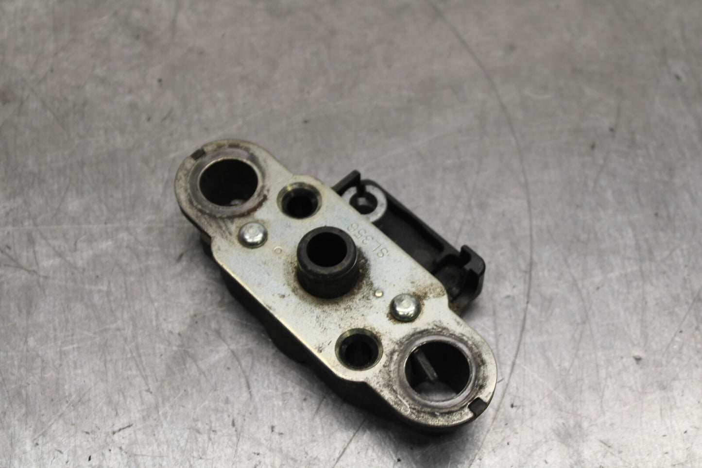 12-13 KAWASAKI Z1000 REAR PASSENGER SEAT LATCH LOCK ASSEMBLY BB743