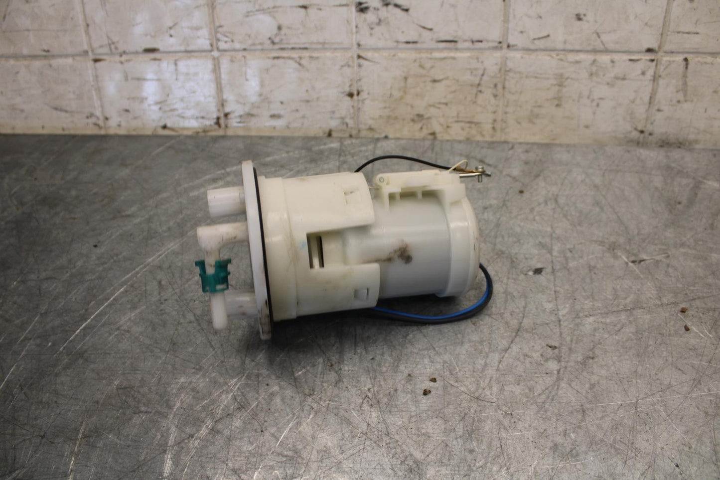 2016 Honda CBR1000RR FUEL PUMP GAS PETROL SENDER UNIT 16700-MFL-013 BB530