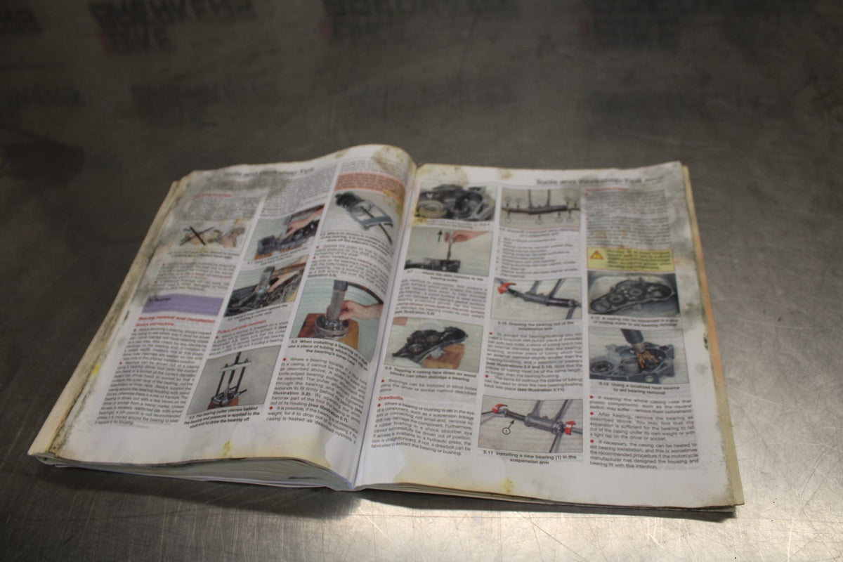 07 SUZUKI BOULEVARD M50 SERVICE MANUAL BOOK BB897