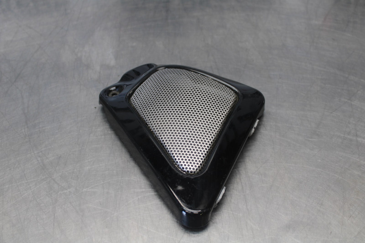 09-17 HARLEY-DAVIDSON V-ROD RIGHT FRAME COVER COWL BB886