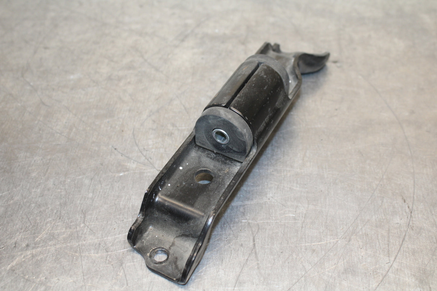 12-13 KAWASAKI Z1000 GAS TANK FUEL CELL PETROL RESERVOIR BRACKET MOUNT BB743