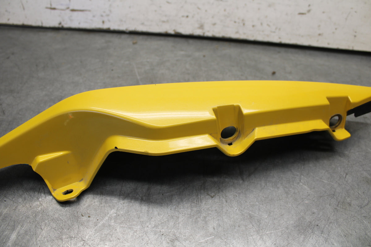 09-15 YAMAHA FZ6R RIGHT REAR BACK TAIL FAIRING COWL SHROUD  BB686