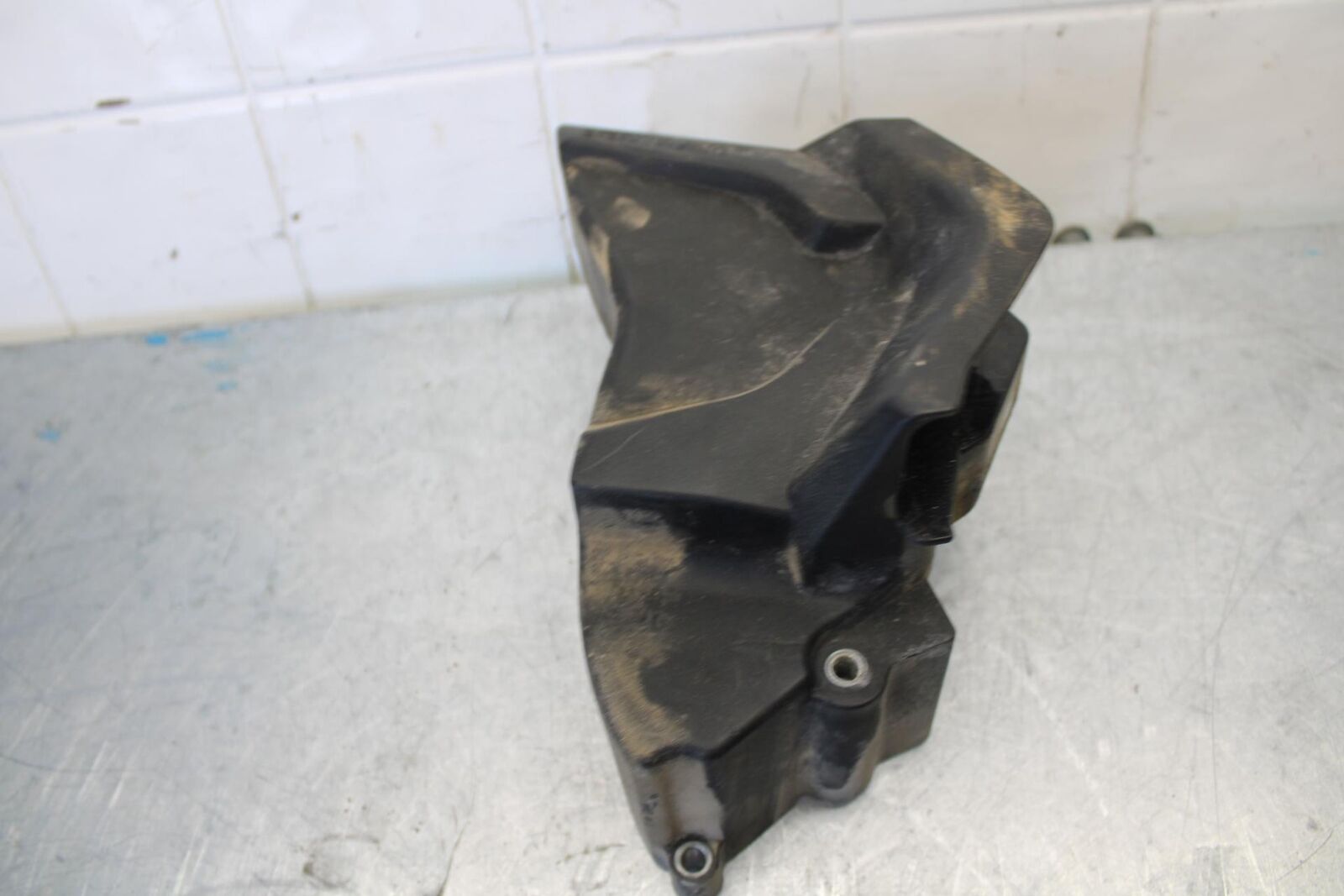 07-08 YAMAHA YZF R1 ENGINE SPROCKET COVER 4C8-15418-00-00 BB439