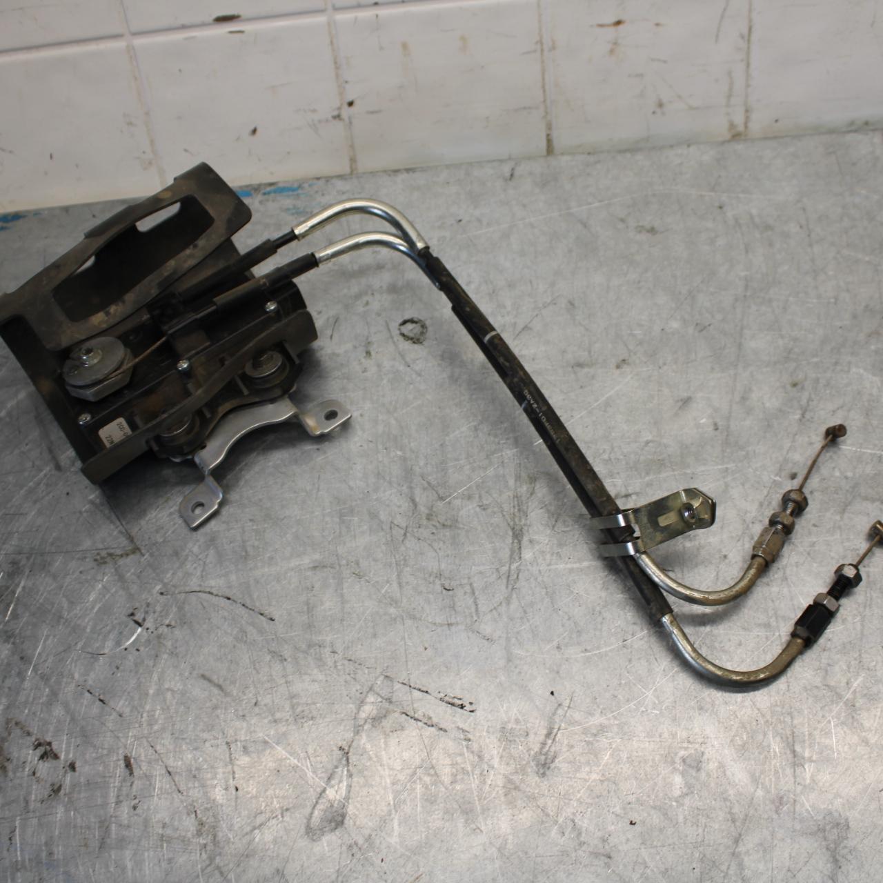 08-16 YAMAHA YZF R6 EXHAUST VALVE SERVO MOTOR 2C0-85820-00-00 BB436