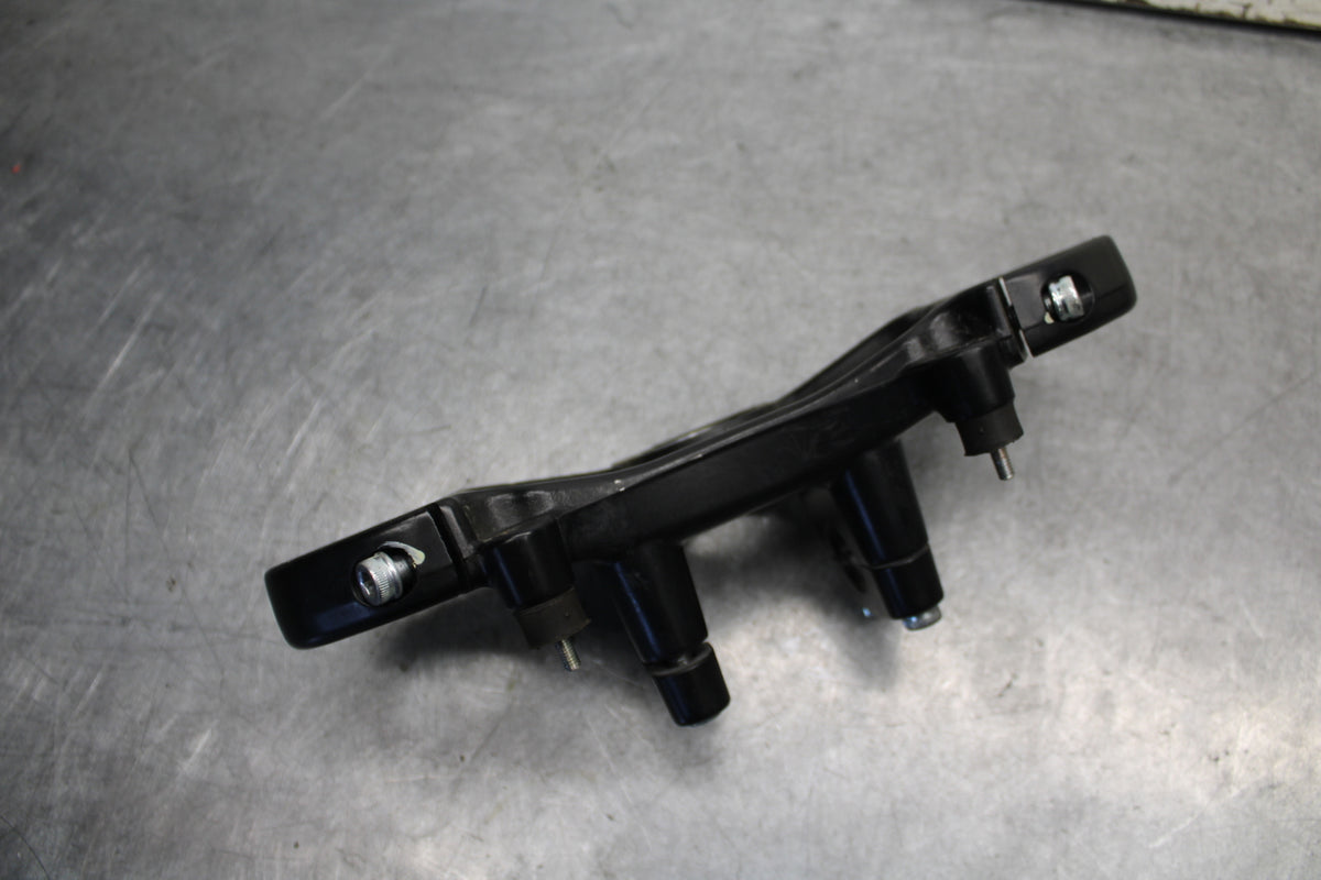 06-07 DUCATI MONSTER 695 FORKS UPPER TRIPLE TREE CLAMP BB674