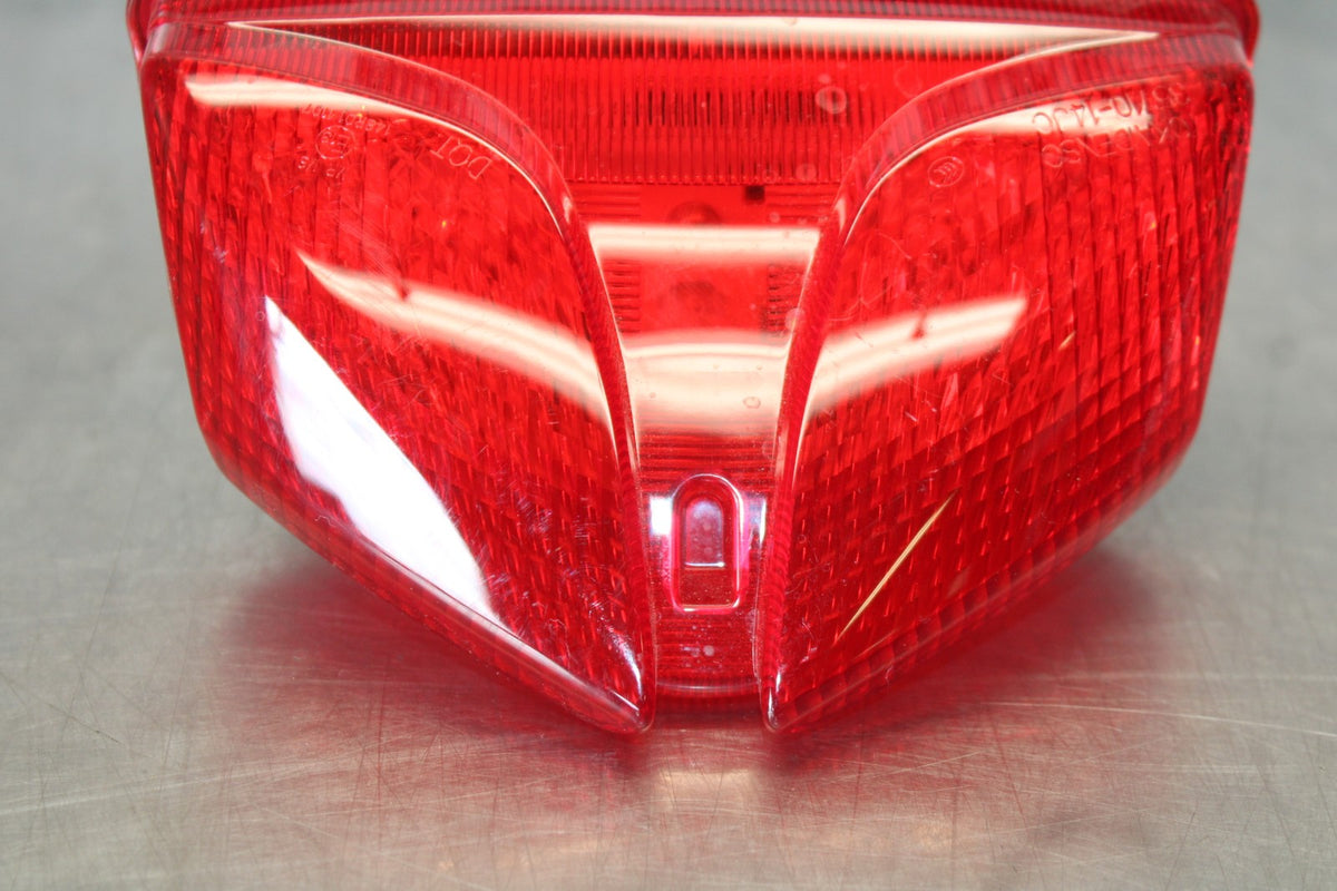 11-26 SUZUKI GSXR750 REAR TAIL TAILLIGHT BACK BRAKE LIGHT BB882