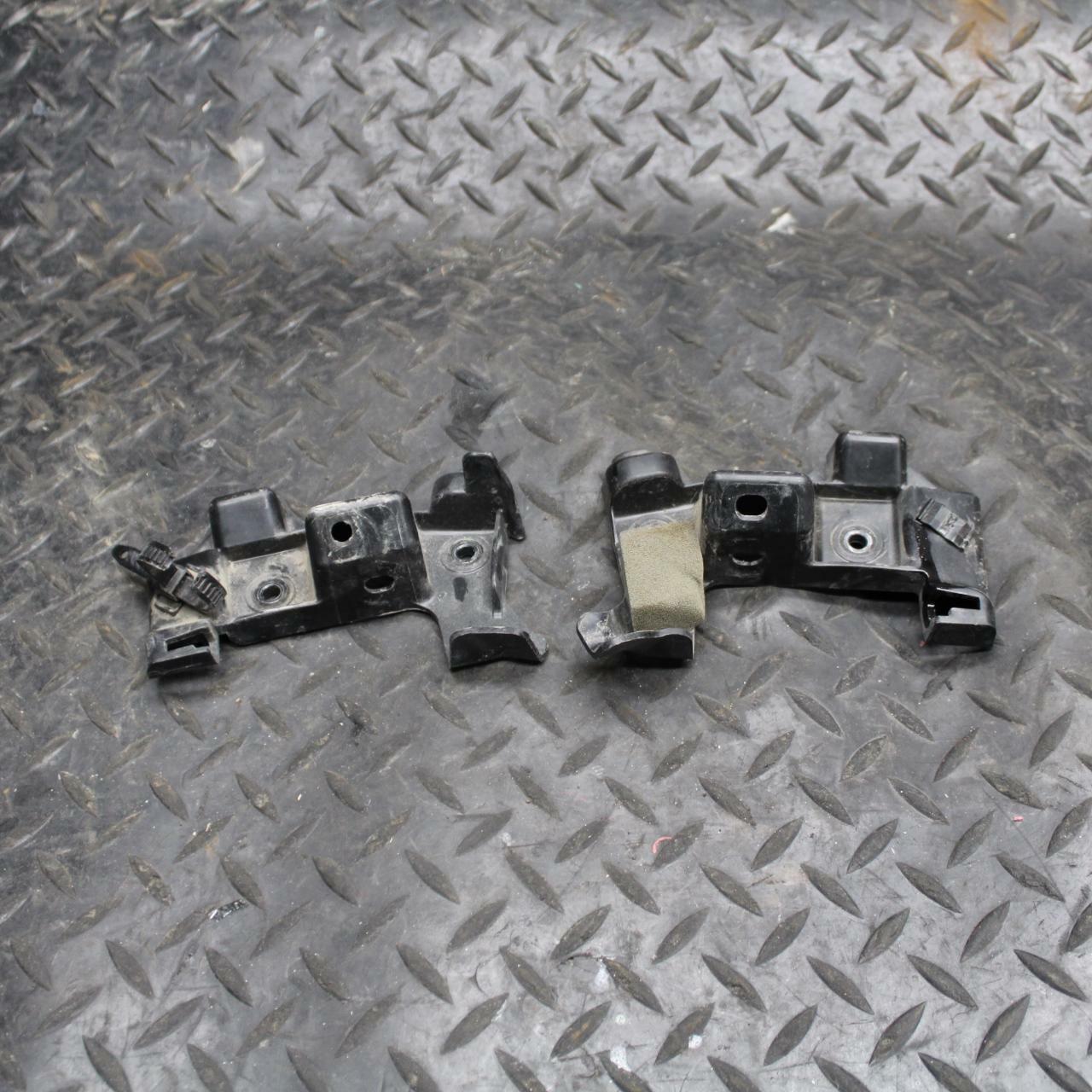 08-16 YAMAHA YZF R6 FAIRING MOUNTING SUPPORT BRACKET MOUNT BB209
