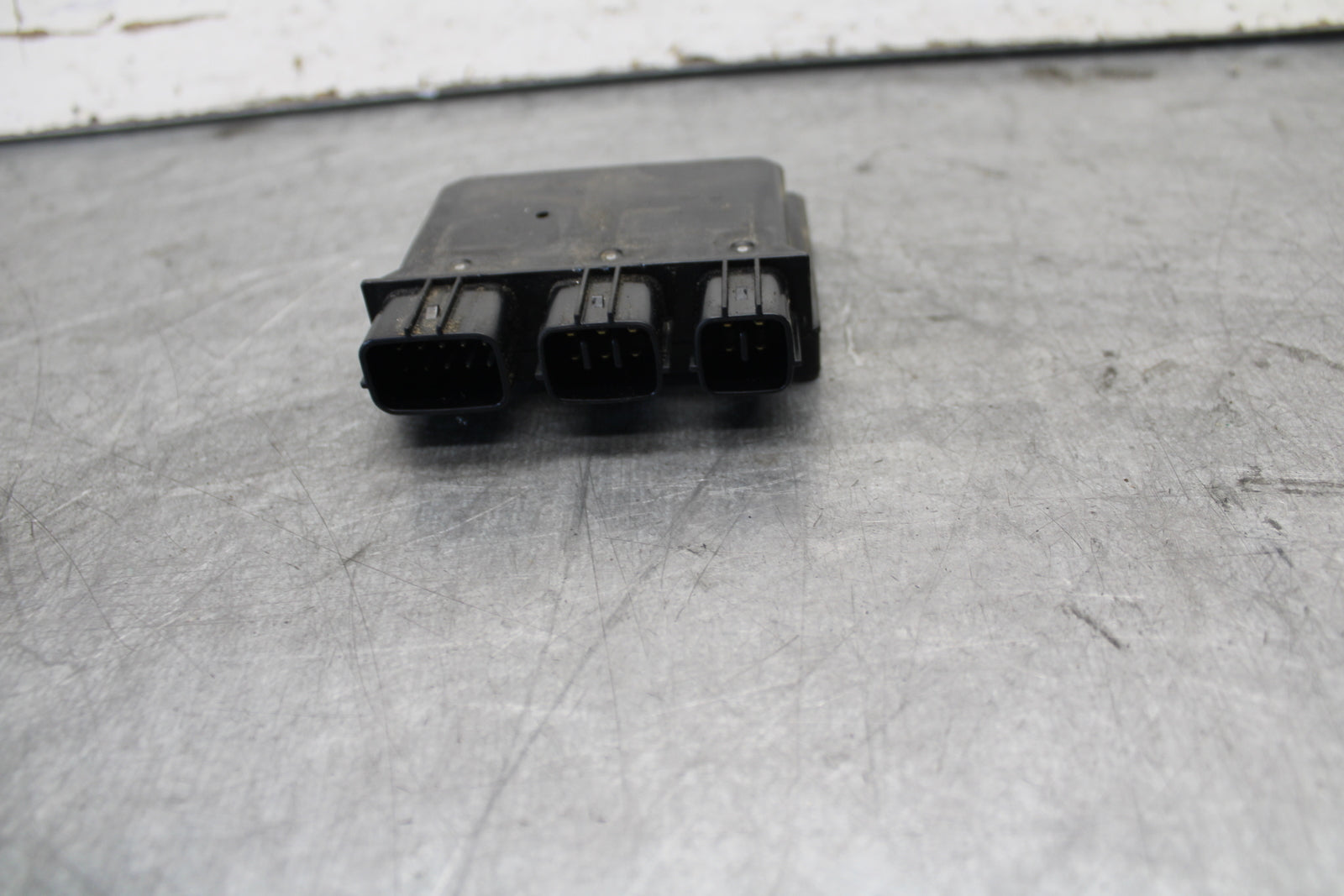 13-18 KAWASAKI NINJA ZX6R RELAY ASSEMBLY FUSE BOX BB682