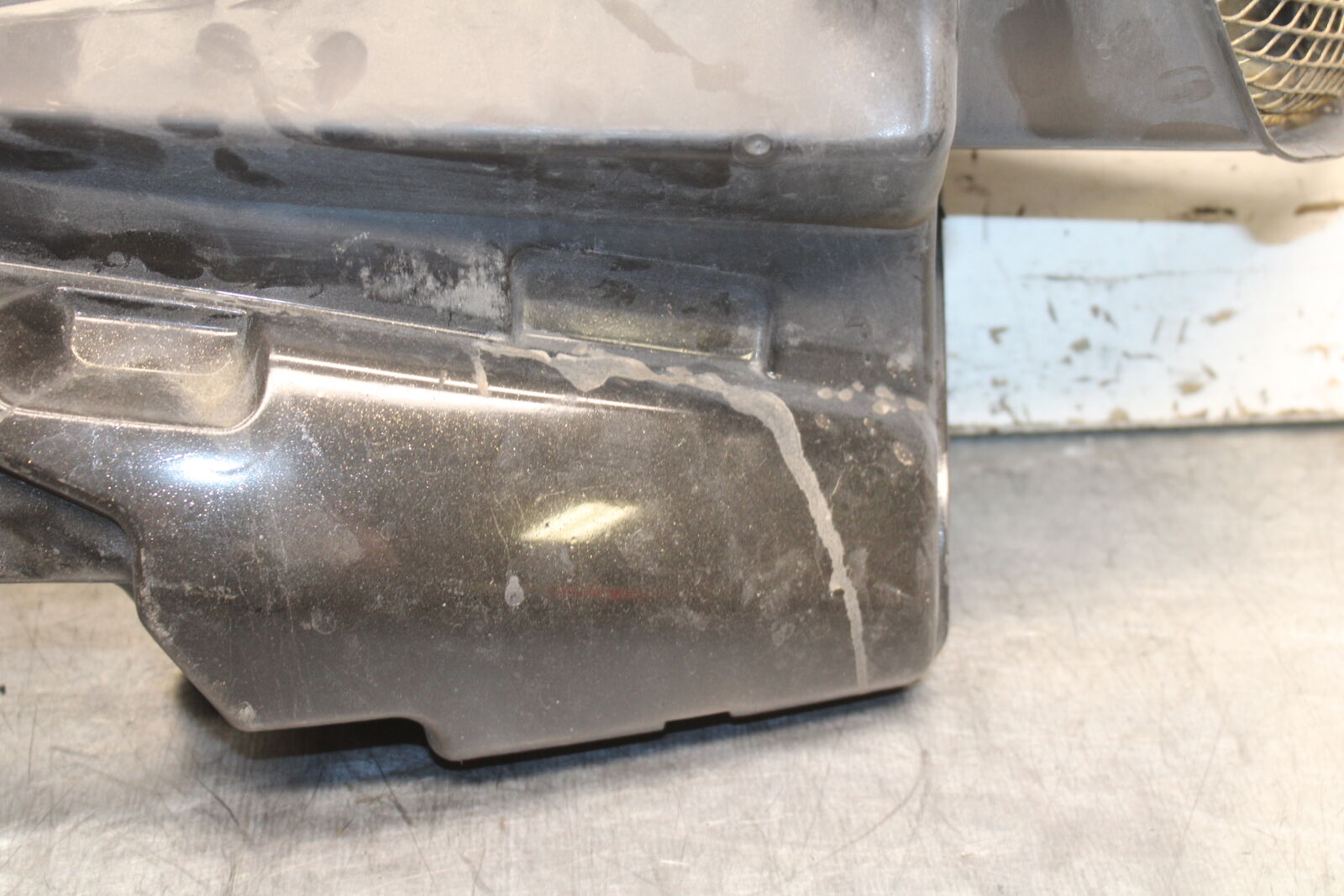 06-07 SUZUKI GSXR 600 RIGHT RAM AIR INTAKE DUCT TUBE BB737