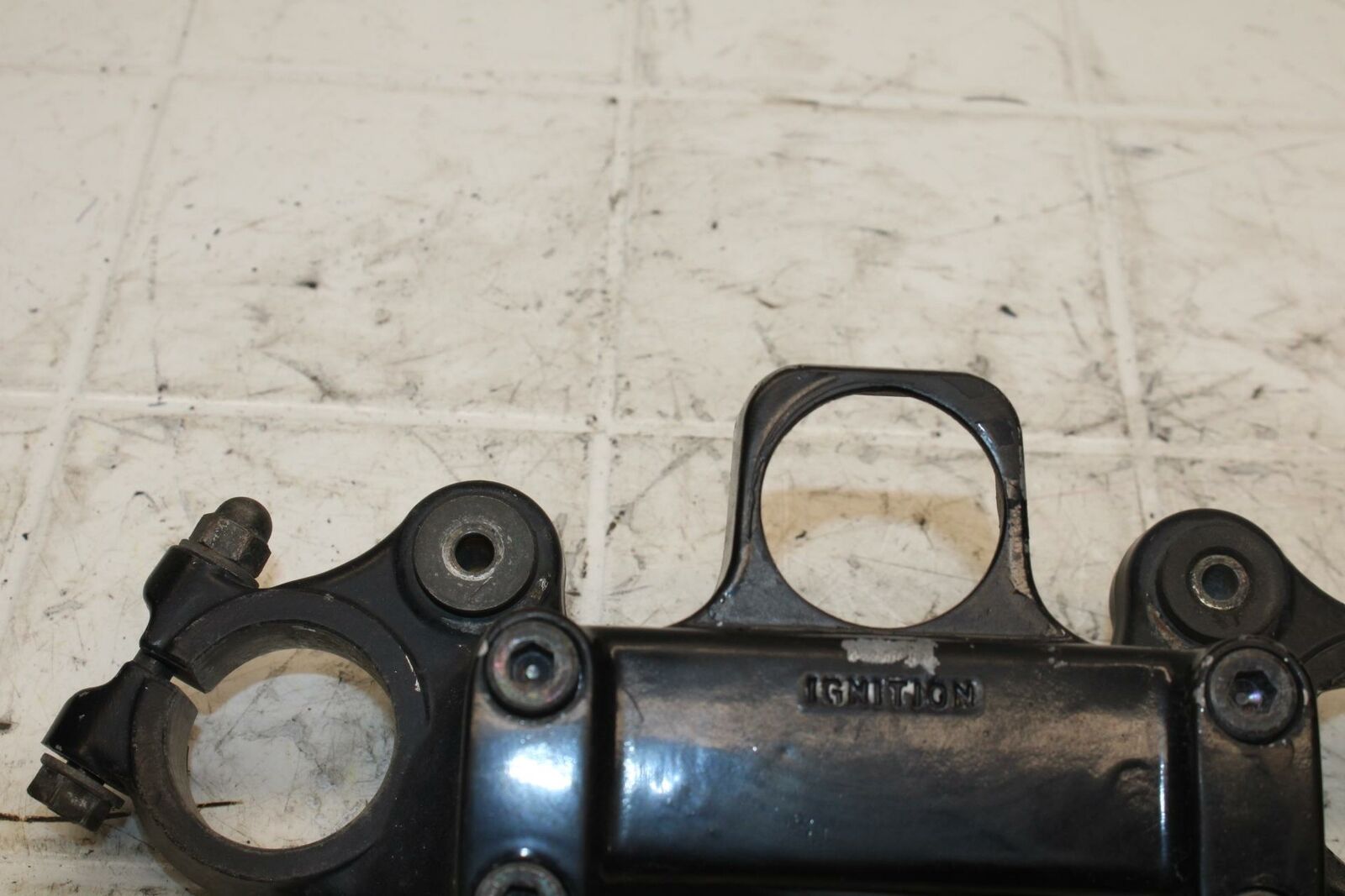 79-81 YAMAHA XS1100S FORKS UPPER TRIPLE TREE CLAMP BB401