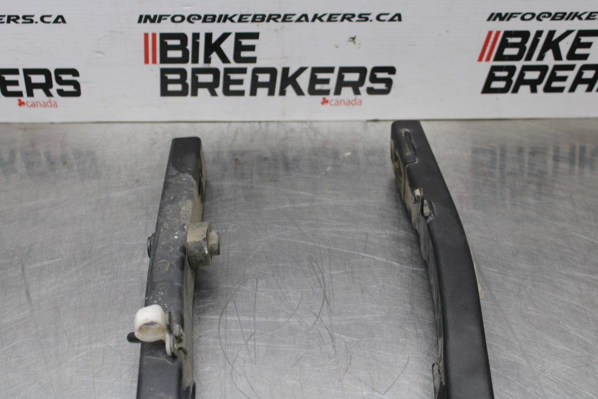 08 HONDA CBR125R REAR SWINGARM BACK SUSPENSION SWING ARM BB839
