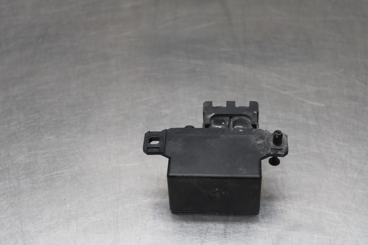 19 BMW F750GS ENGINE STARTER RELAY STARTING MOTOR SWITCH BB938