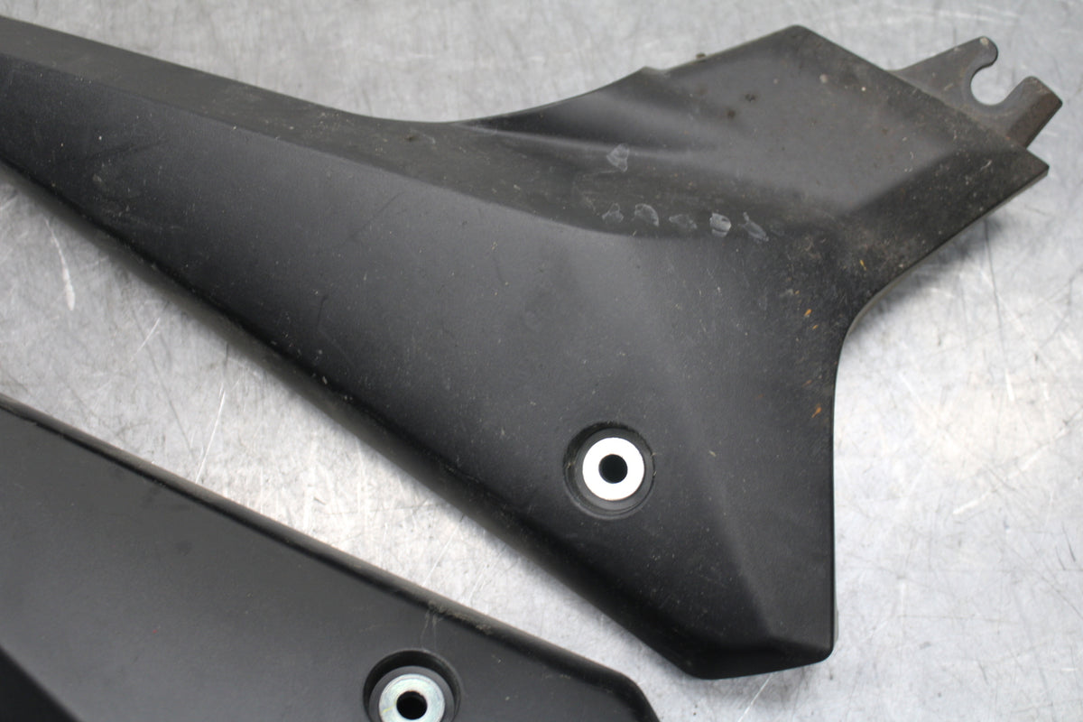 09-15 YAMAHA FZ6R RIGHT LEFT SIDE SEAT PANELS TRIMS COWLS FAIRINGS COVER BB719 