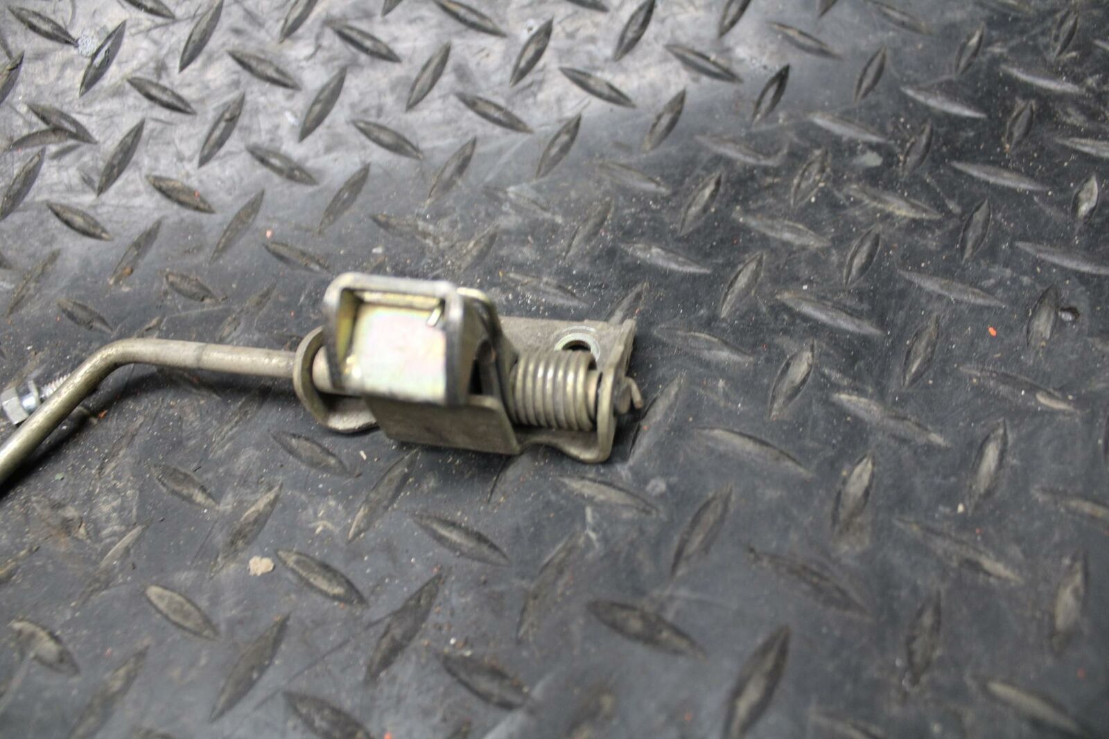 77 HONDA CT 70 TRAIL   SEAT PAD LATCH BB234
