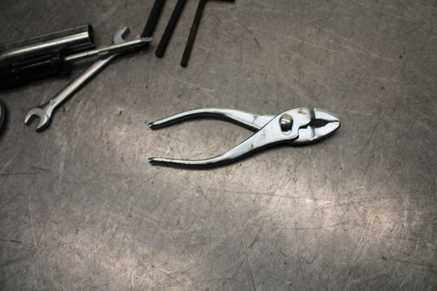 16 KAWASAKI NINJA ZX10R STOCK TOOLS OEM TOOL BAG KIT SET 56007-0141 BB650