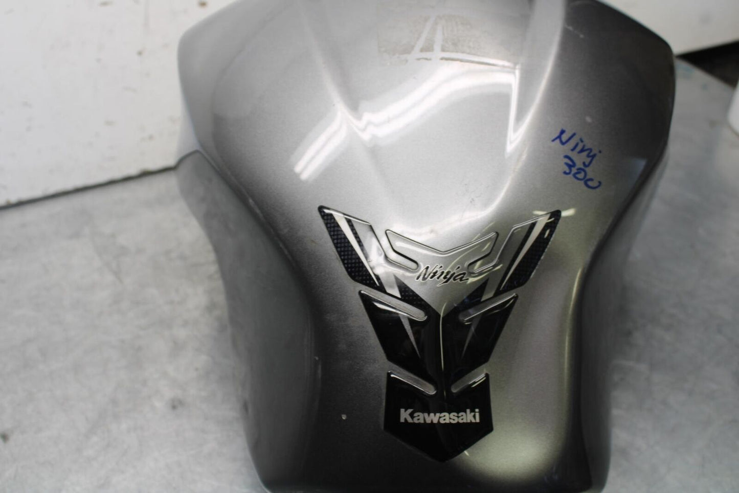 15-16 KAWASAKI EX300 GAS TANK FUEL CELL PETROL RESERVOIR BB635