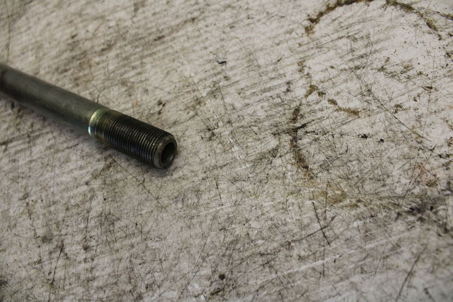 07-09 KAWASAKI VERSYS 650 FRONT WHEEL RIM AXLE PIVOT BOLT BB302