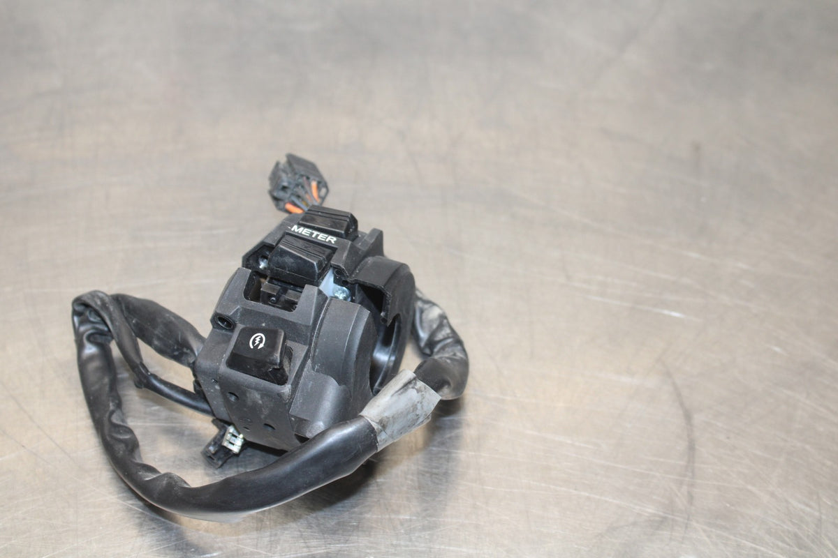 11-26 SUZUKI GSXR600 RIGHT CLIP ON HANDLE KILL OFF START SWITCH SWITCHES BB810