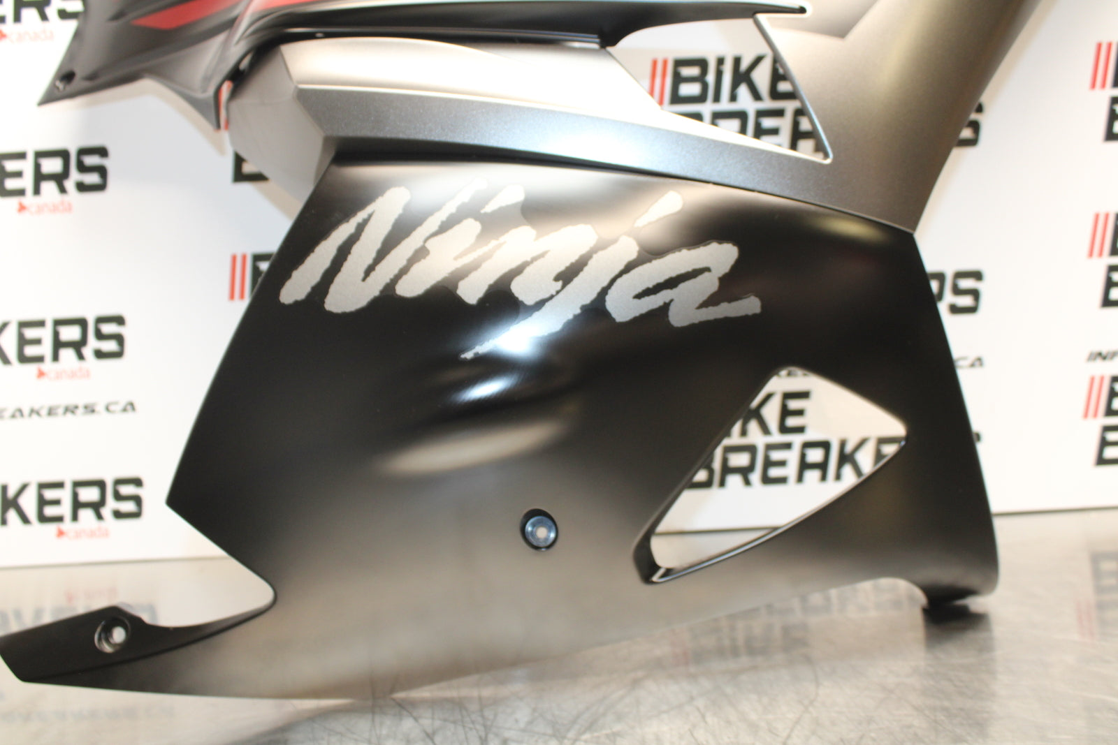 23-24 KAWASAKI NINJA ZX14R NEW!! RIGHT LOWER MID UPPER SIDE FAIRING COWL  BB153