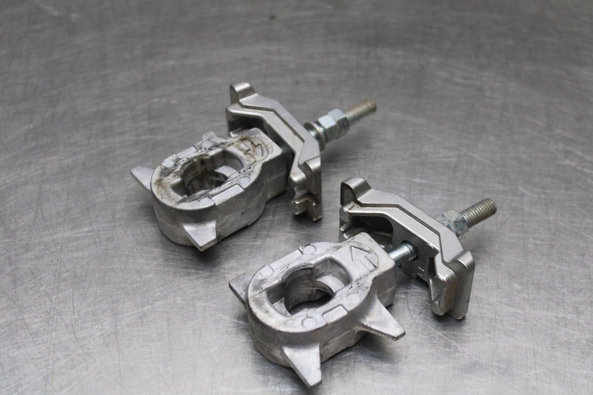 23-24 YAMAHA MT-07 SWINGARM CHAIN TENSIONER ADJUSTMENT BRACKETS  BB927