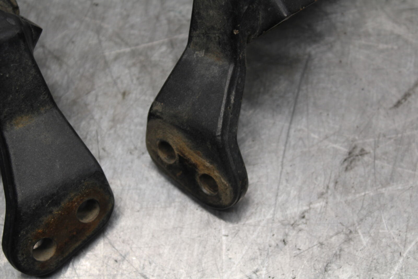 08-18 KAWASAKI KLR650 FRONT FOOT RESTS PEGS STEPS SET PAIR BB707